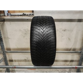 Bridgestone Blizzak LM005 apie 7mm , Žieminės<span>245/40 R19</span>