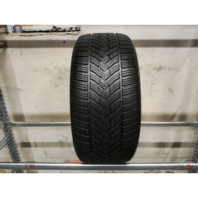 Goodyear UltraGripPerformance apie 7mm , Žieminės<span>245/45 R18</span>