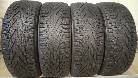 Nokian Hakkapeliitta R2 SUV apie 8mm , Žieminės