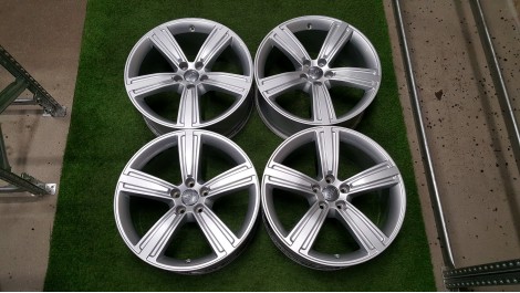 Audi R19 5X112mm ET32 J8 , Audi