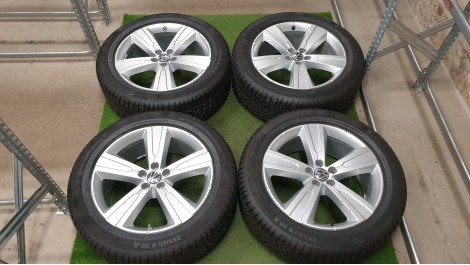 Volkswagen R20 5X112mm ET28 J8 NAUJI , Volkswagen