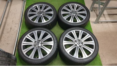 Mercedes-Benz R19 5X112mm ET43 J8 