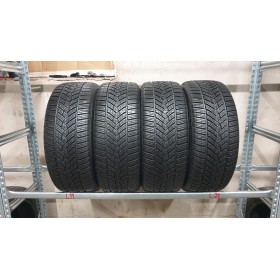 Goodyear UltraGripPerformance apie 8.5mm , Žieminės<span>225/45 R18</span>