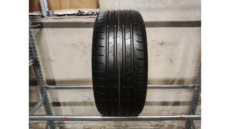 Bridgestone Alenza 001 apie 8mm , Vasarinės