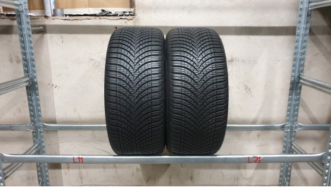 Goodyear Vector 4 Seasons apie 8mm , Universalios