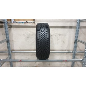 Goodyear Vector 4 Seasons apie 8mm , Universalios