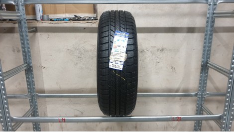 Goodyear Wrangler HP All Weather NAUJA , Universalios