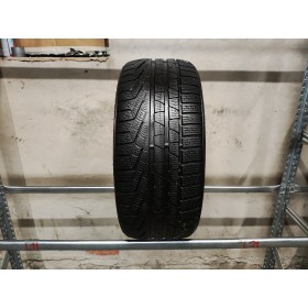 Pirelli SottozeroWinter 240 apie 6mm , Žieminės<span>245/35 R20</span>