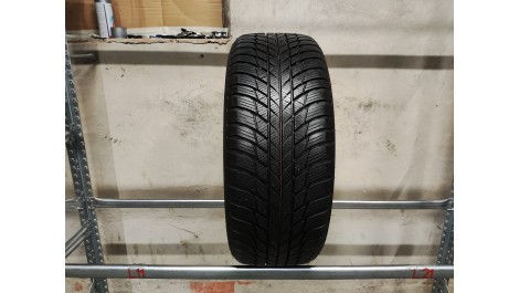 Bridgestone Blizzak LM001 apie 8mm , Žieminės