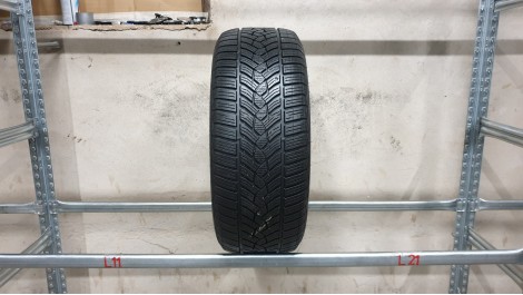 Goodyear UltraGripPerformance apie 7mm , Žieminės