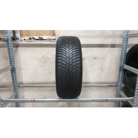 Pirelli All Season Scorpion 2 apie 8mm , Universalios