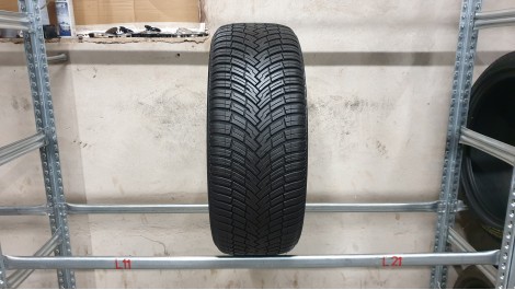 Pirelli All Season Scorpion 2 apie 8mm , Universalios