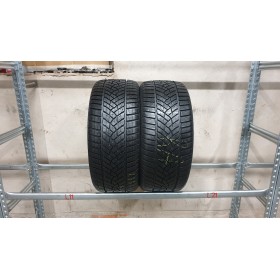 Goodyear UltraGripPerformance+ 8mm , Žieminės<span>235/40 R19</span>