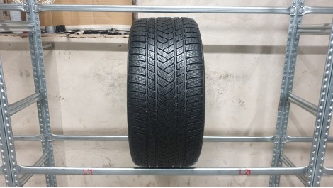 Pirelli ScorpionWinter apie 8mm , Žieminės