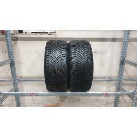 Goodyear Vector 4 Seasons apie 8mm , Vasarinės<span>215/40 R18</span>